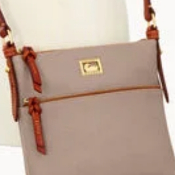 Dooney & Bourke Dillen taupe letter carrier H 8.5" x W 2" x L 8.25" - Picture 2 of 16